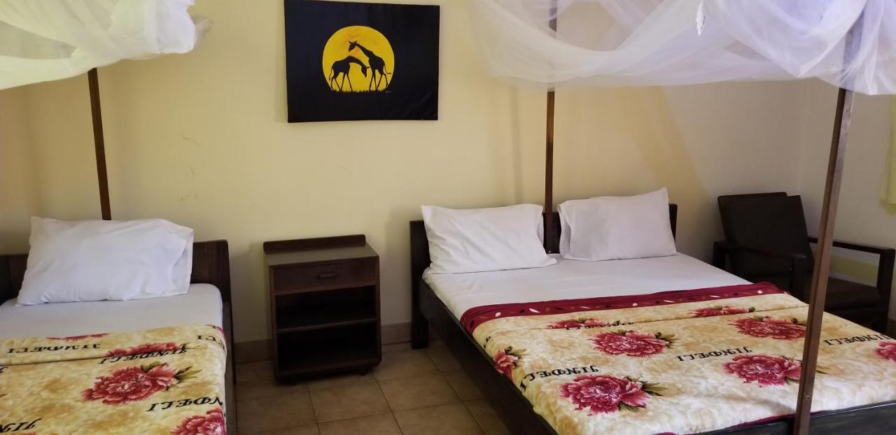 Climbers Home Moshi Bagian luar foto