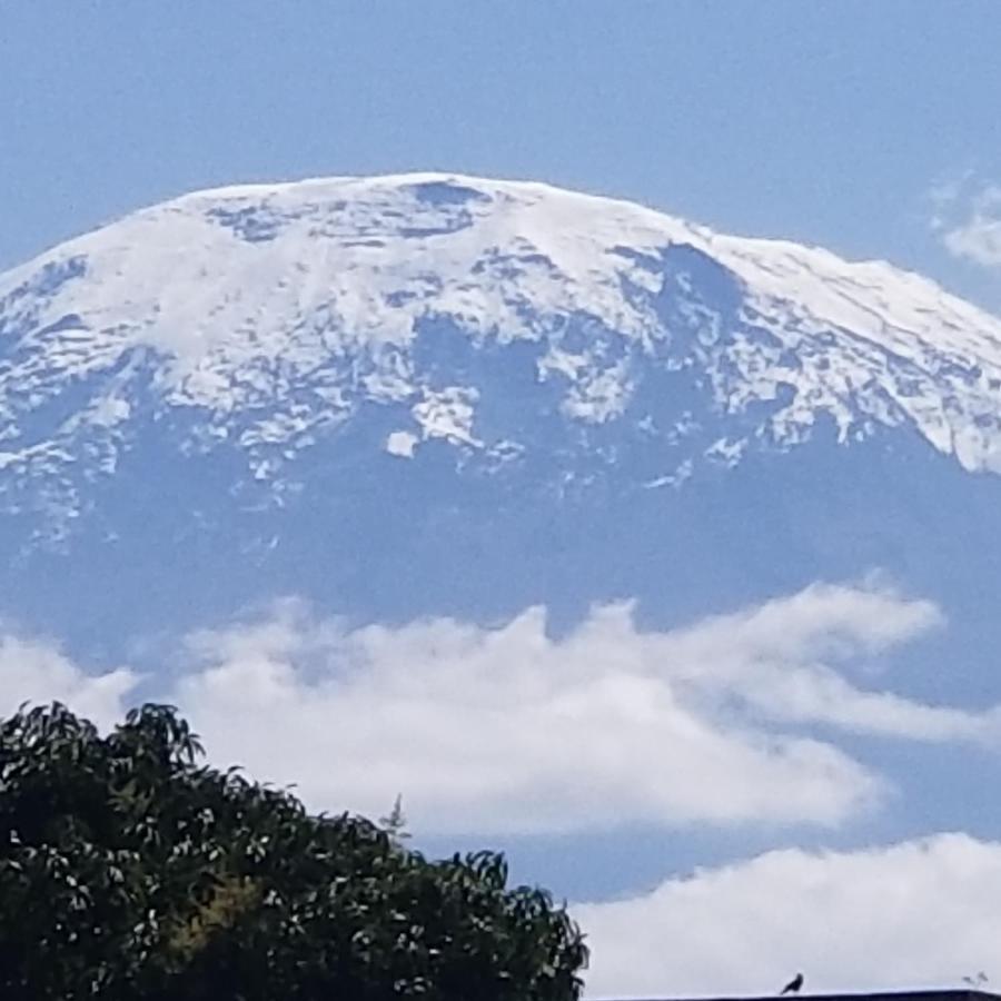 Climbers Home Moshi Bagian luar foto
